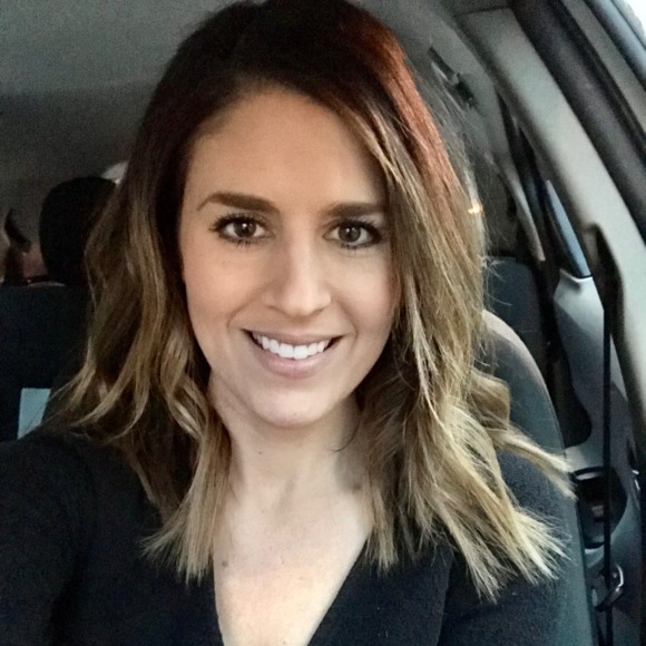 Meet your Posher, Stephanie - Picture 1 of 1